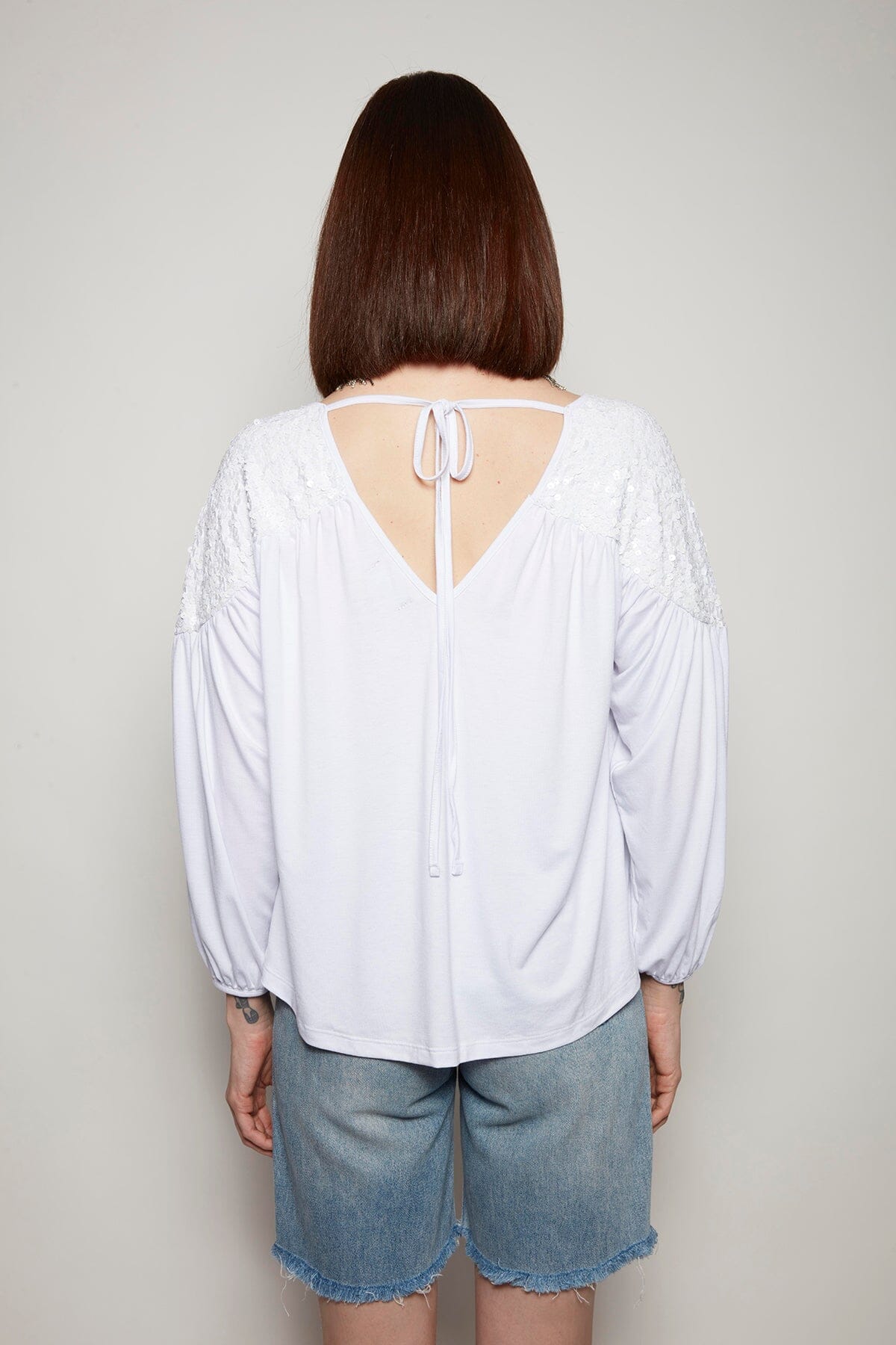 Bata Bordada Timu - Branco Blusa Joulik 