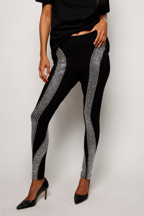 Calça Skinny Bordada Zinia - Preto Calça Joulik 