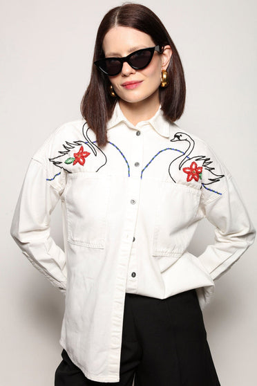 Camisa Bordado Cisne - Off White Camisa Joulik 