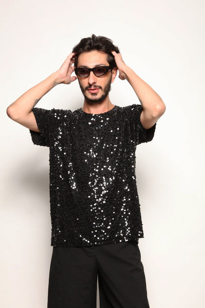 Camiseta Bordada Eris - Preto T-Shirt Joulik 