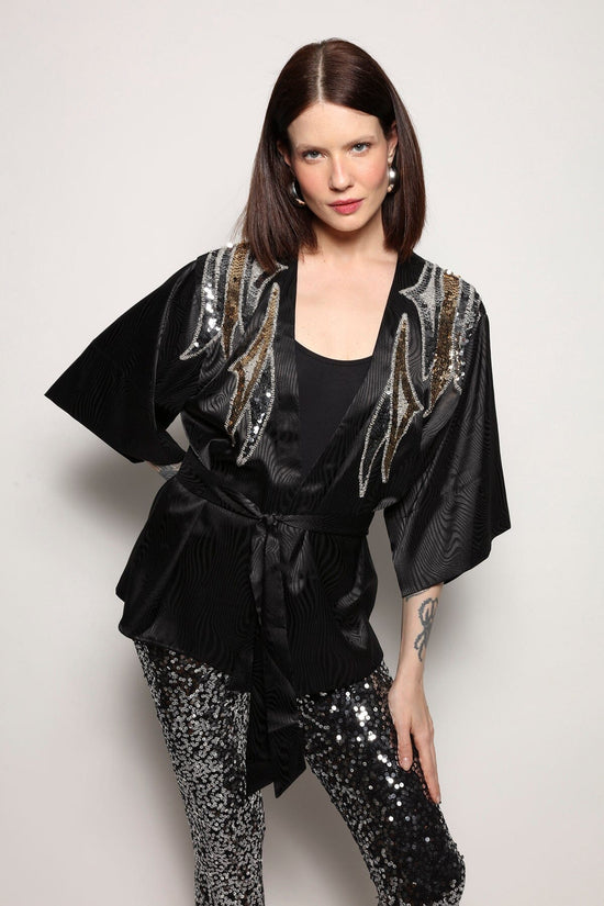 Kimono Bordado Isle - Preto Kimono Joulik 