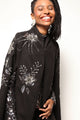 Poncho Bordado Fiore - Preto Jaqueta Joulik 