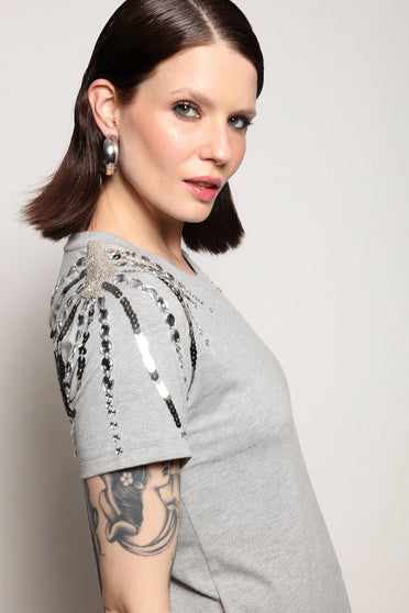 T-shirt Bordada Spot - Prata T-Shirt Joulik 