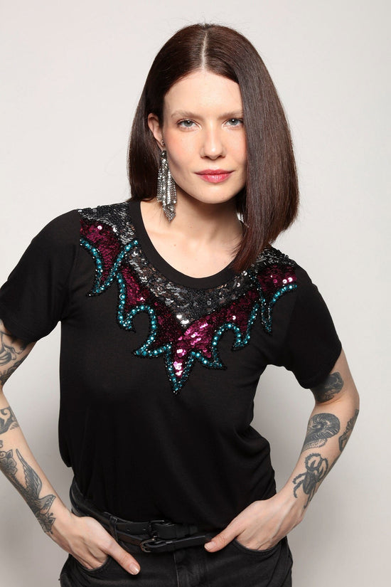 T-shirt Bordada Win - Preto Blusa Joulik 