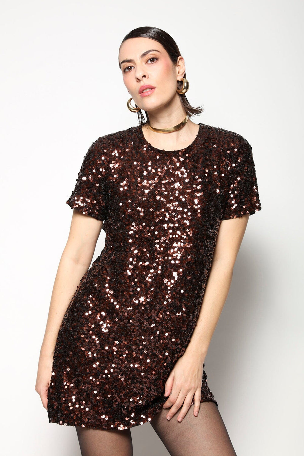 Vestido Manga Curta Bordado Luna Marrom