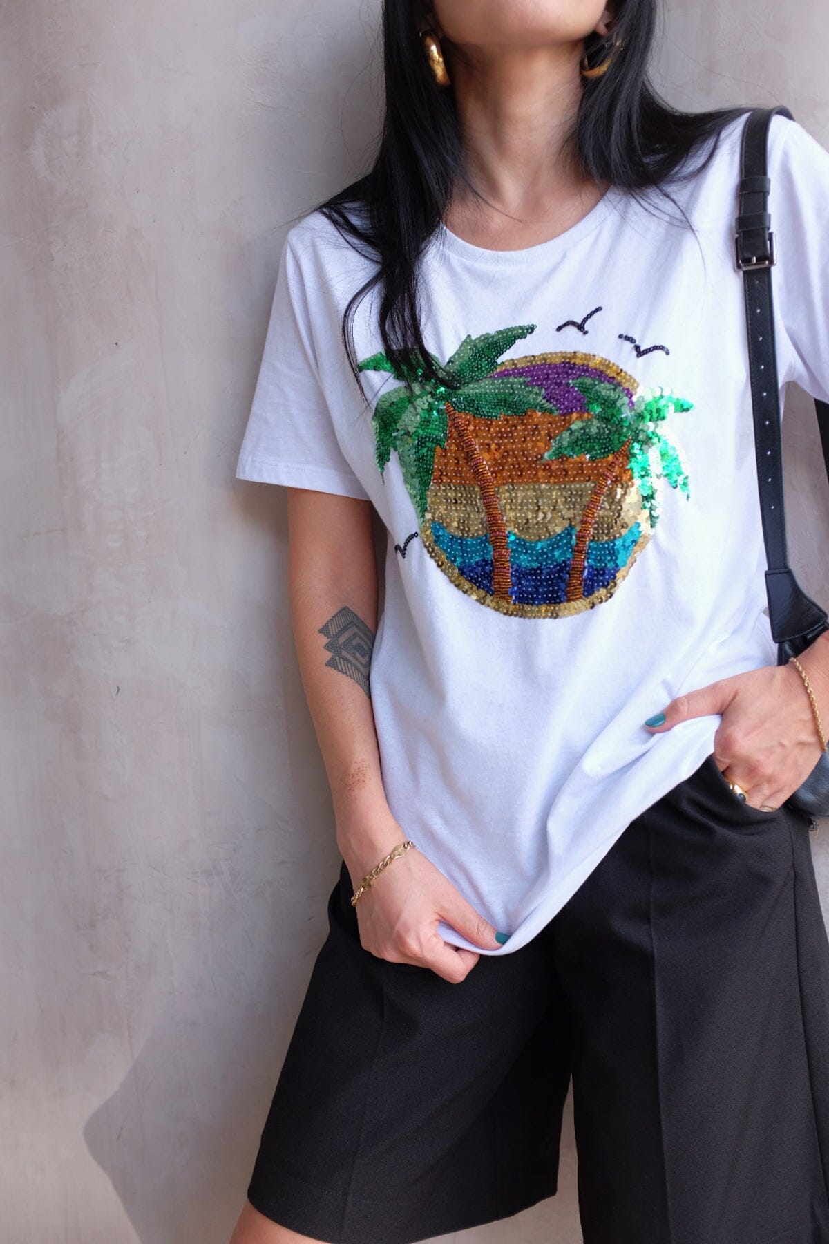 T-shirt Unissex Bordada Coqueiros Branca T-Shirt Joulik 