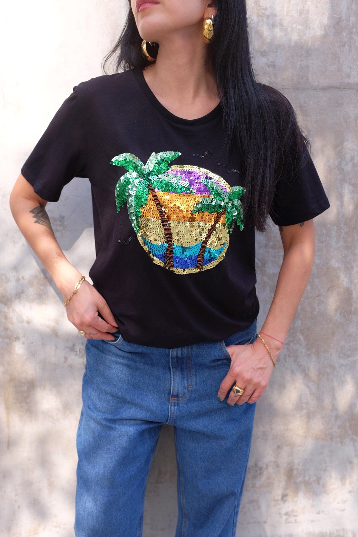 T-shirt Unissex Bordada Coqueiros Preta T-Shirt Joulik 