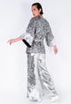 Costas do Kimono Eris joulik prata com bordado handmade em toda a peça modelo amplo ideal para eventos festas e shows